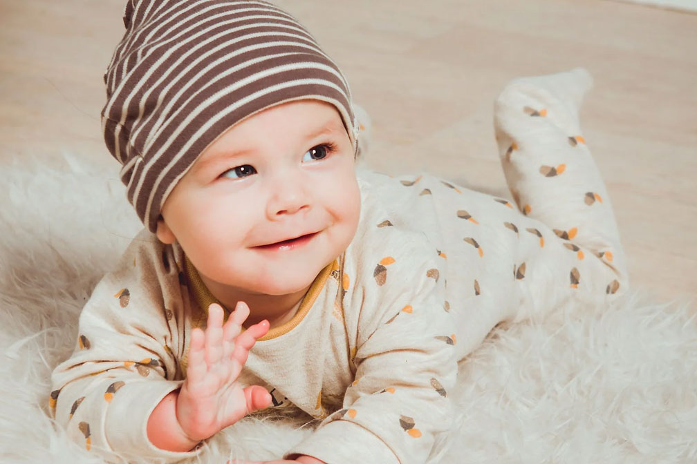 揮手的寶寶 揮手的寶寶