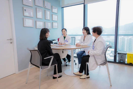 患者向醫生問診 患者向醫生問診