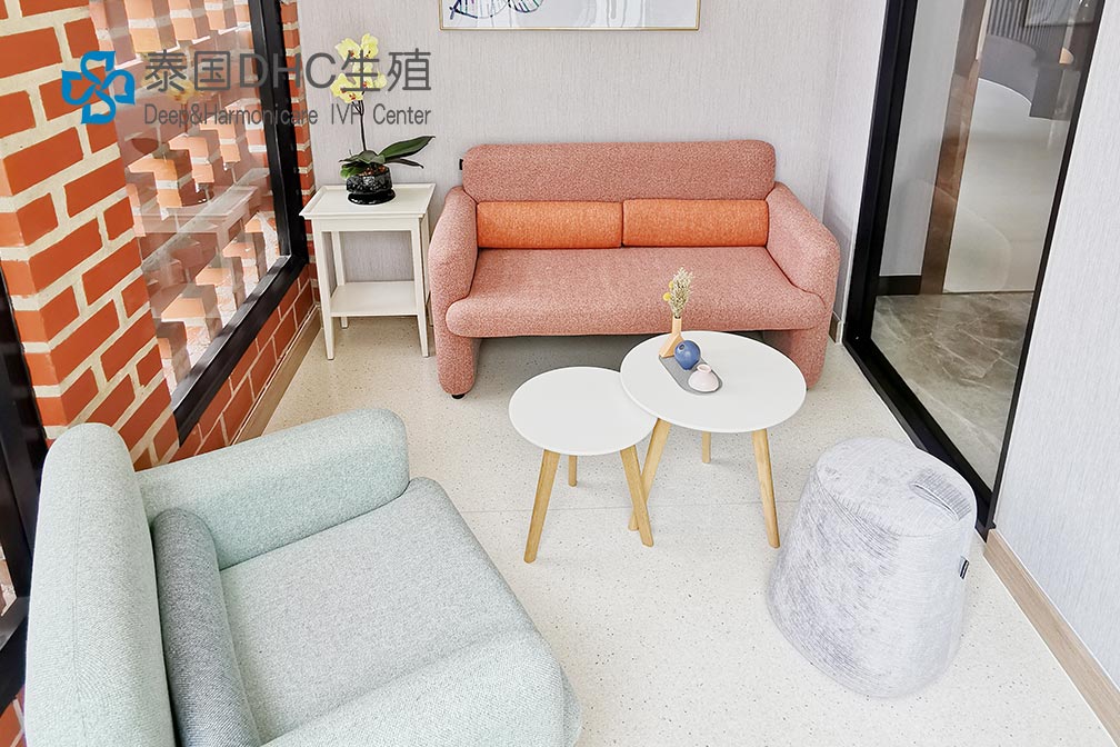 試管嬰兒為什么出現空卵泡？