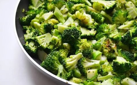 西蘭花哪些人不適合吃？西蘭花的功效與禁忌和副作用