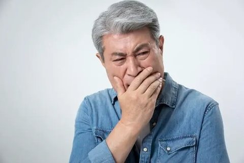 肺部感染哪些征兆比較嚴重？老人肺部感染最怕三個征兆