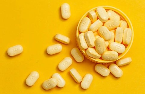 哪些維生素可以治療失眠？失眠最怕的三種維生素