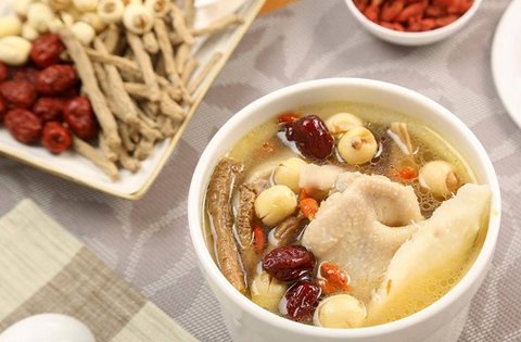 補氣血的湯怎么搭配最好？補氣血的湯配方和做法