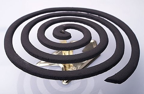 開空調點蚊香會怎么樣？開空調點蚊香的危害