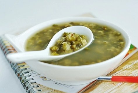 綠豆湯怎么煮成綠色？綠豆湯的正確煮法與配料竅門