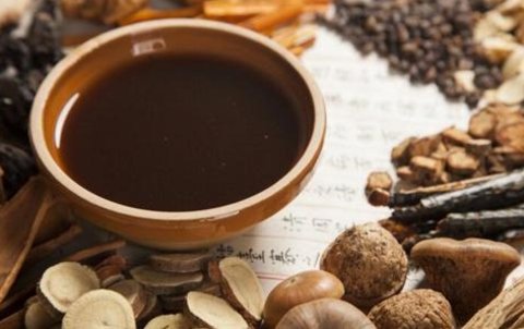 甘草煮水怎么治咳嗽最有效？甘草煮水治咳嗽的方法