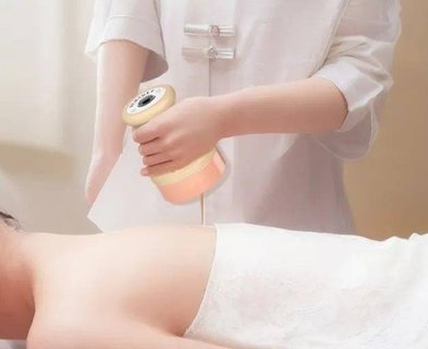 經(jīng)期做背部按摩好嗎？經(jīng)期做背部的15大好處