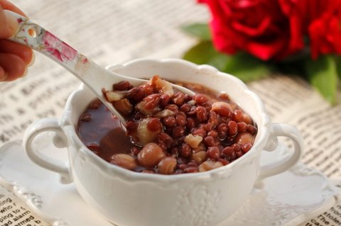 紅豆薏米水真的可以祛濕嗎？紅豆薏米水的功效與作用