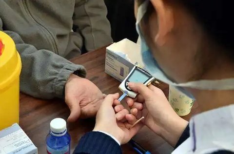 睡眠不足為什么會(huì)引起糖尿病？糖尿病和睡眠的關(guān)系