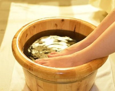 花椒泡腳真的能去濕氣嗎？花椒泡腳的作用與功效