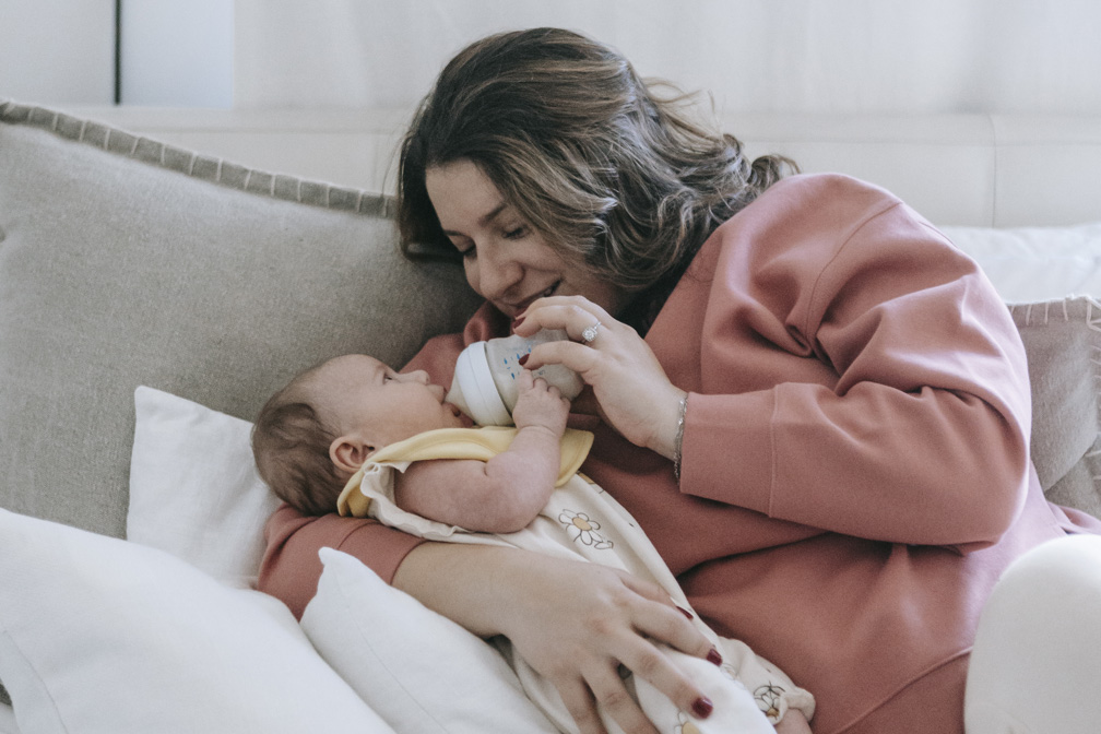 AMH很低但月經規律能懷孕嗎？深入探討與生育建議