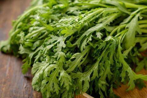 女人吃茼蒿有什么好處？女人吃茼蒿的好處和壞處