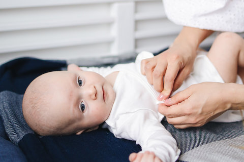 您的第一通電話：DHC醫(yī)療顧問，不止是客服那么簡單